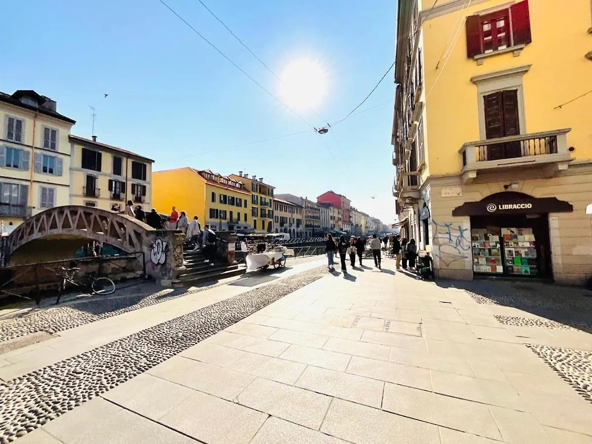 Apartment With Wonderful Navigli District View Μιλάνο